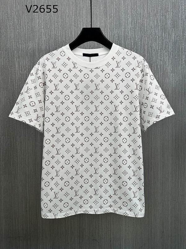 Louis Vuitton Men's T-shirts 1299